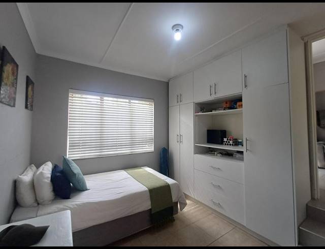 4 BEDROOM PROPERTY TO RENT IN GREENWOOD PARK